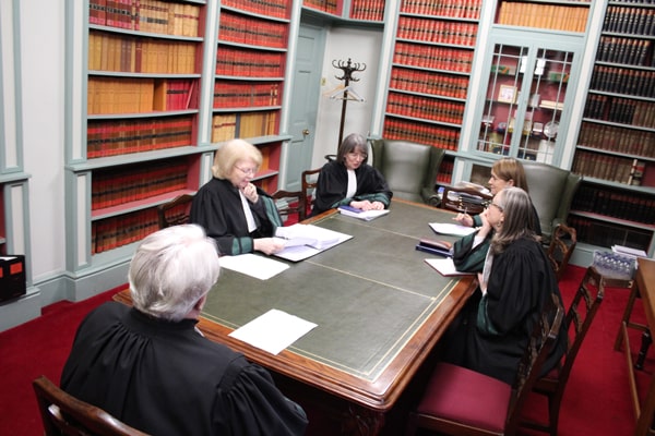 Judges Elizabeth Dunne, Iseult O’Malley, Mary Irvine and Marie Baker with Chief Justice Frank Clarke 
