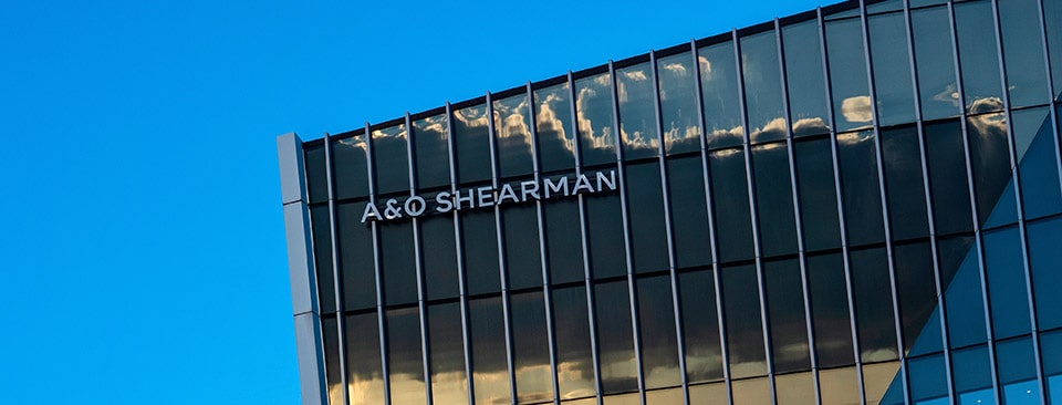 Legal giant makes €1.3 billion profit in first year