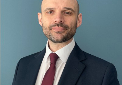 Former reporter sets up law firm