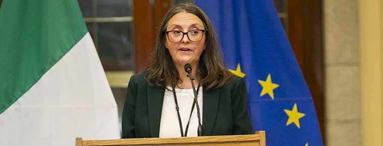 Plain English lifts ‘unseen barriers to access to justice’