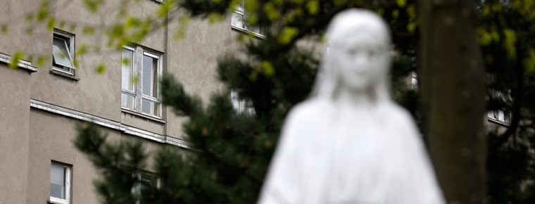 Nuns transfer lands worth €200m to State