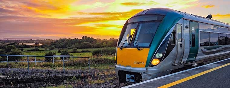 Journeys by tram and rail trending upwards