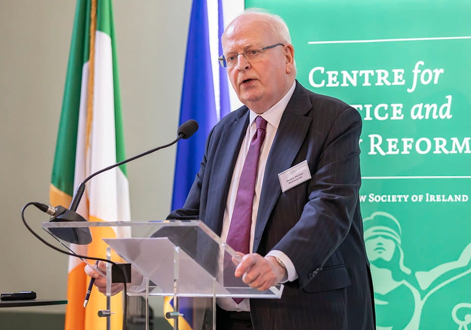 Lawyers urged to ‘be brave’ on rule of law